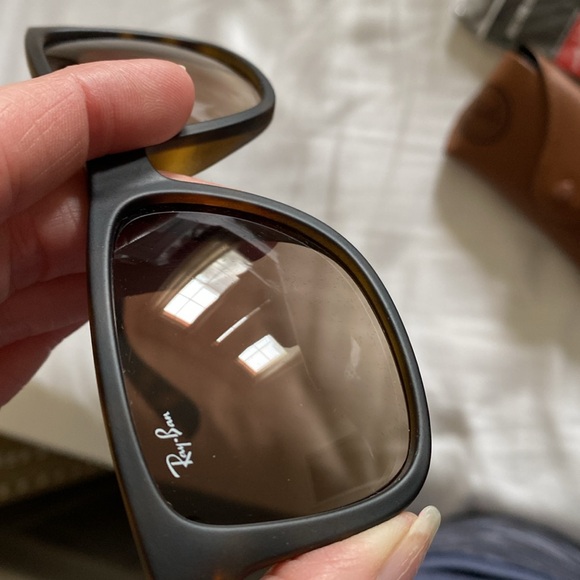 NWT- Rayban Justin - Picture 5 of 7
